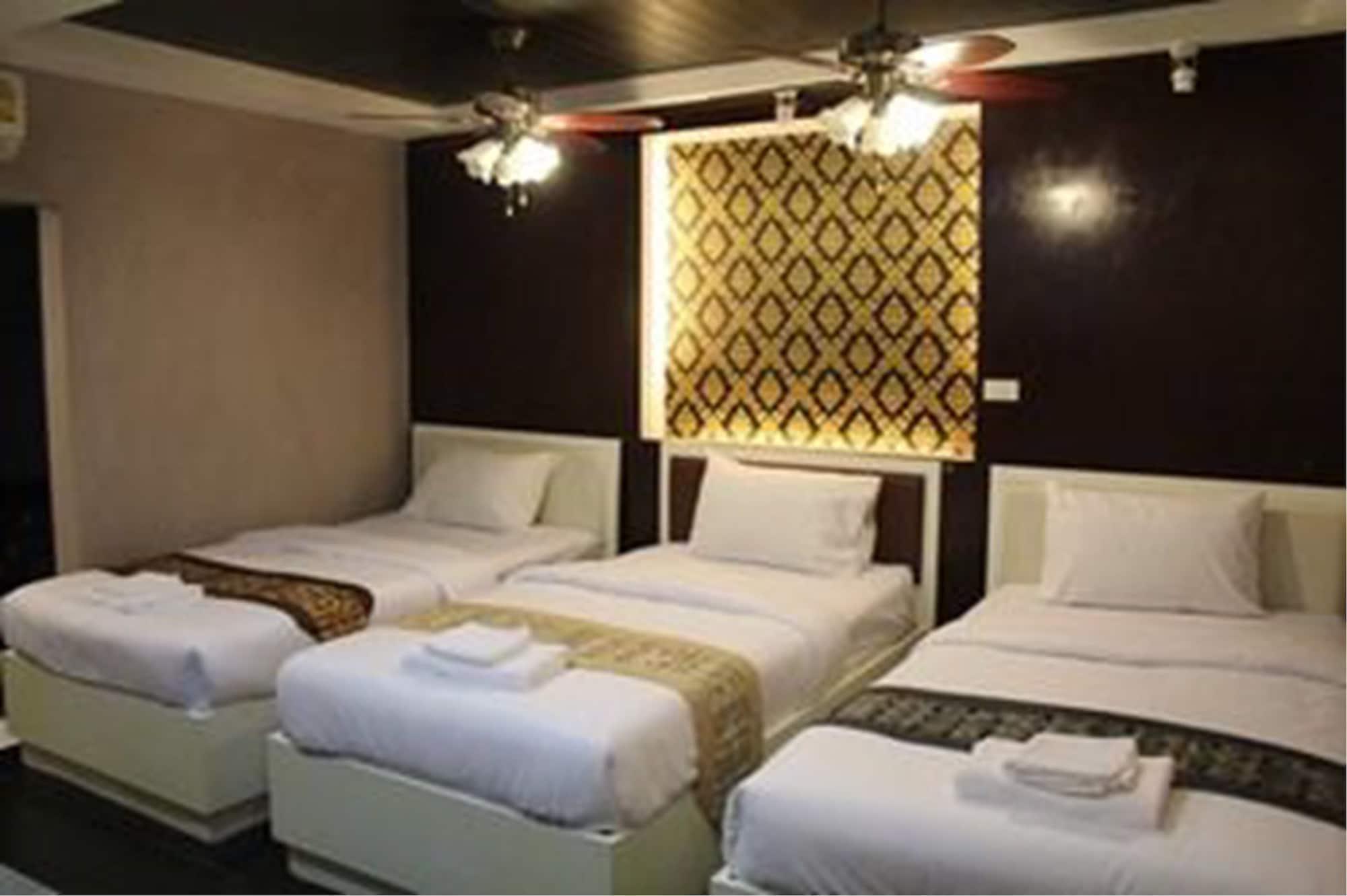 V30 Sukhumvit Otel Bangkok Dış mekan fotoğraf