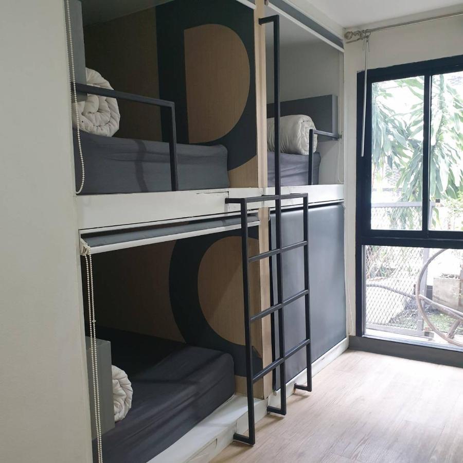 V30 Sukhumvit Otel Bangkok Dış mekan fotoğraf