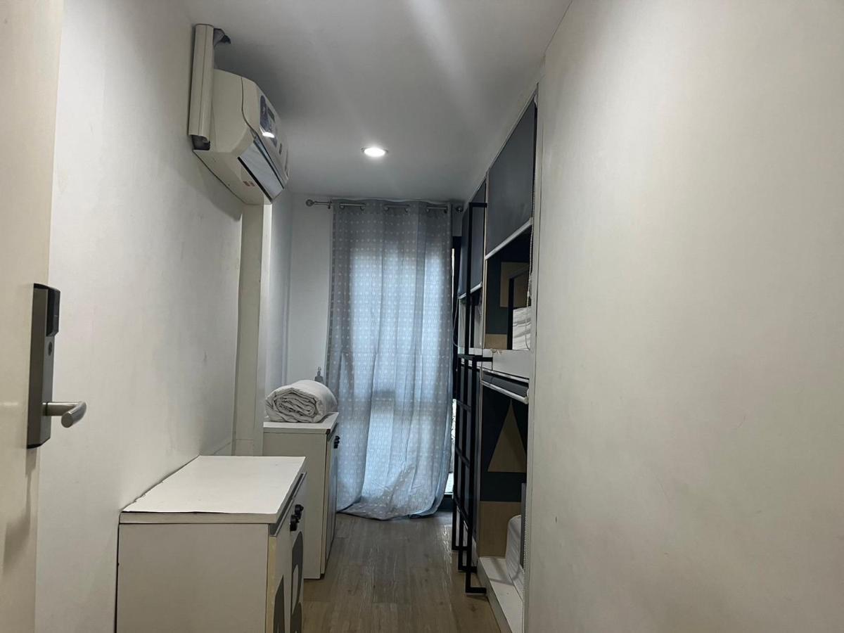 V30 Sukhumvit Otel Bangkok Dış mekan fotoğraf