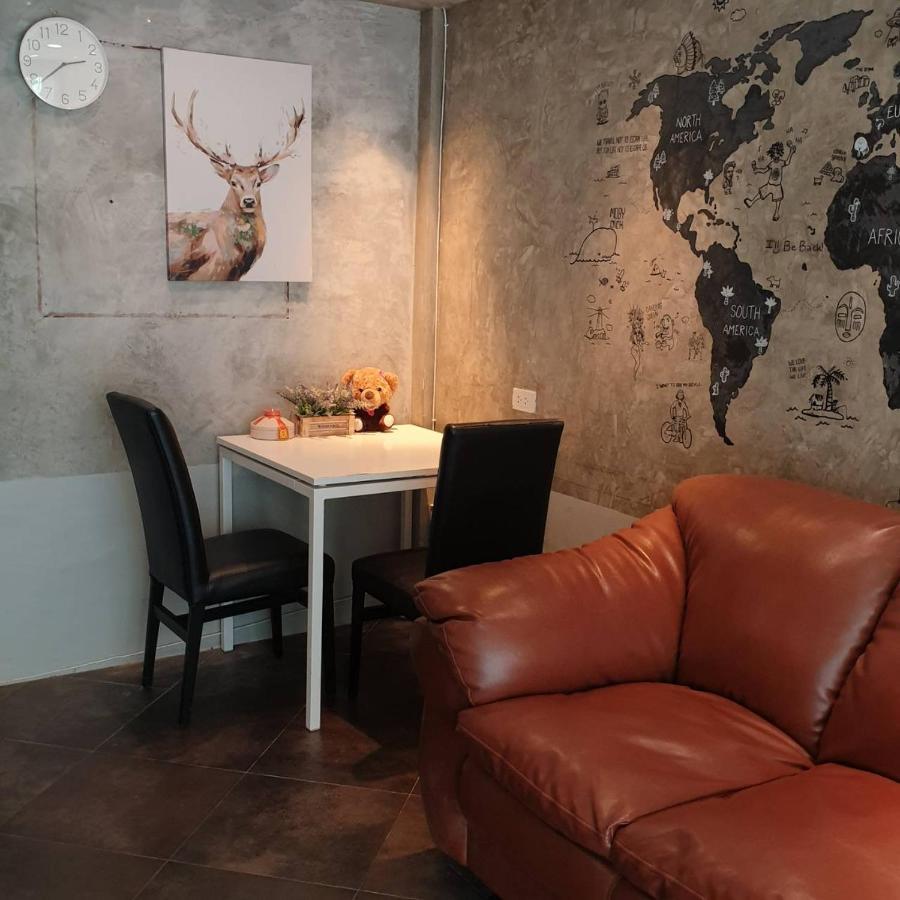 V30 Sukhumvit Otel Bangkok Dış mekan fotoğraf