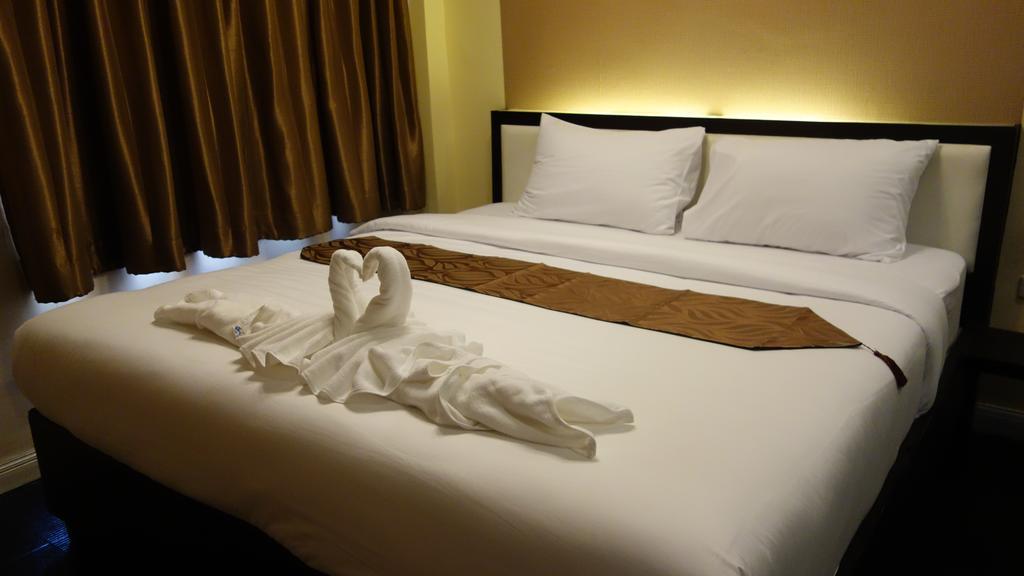 V30 Sukhumvit Otel Bangkok Dış mekan fotoğraf